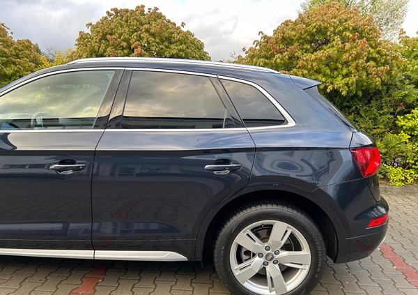 Audi Q5 cena 132800 przebieg: 98787, rok produkcji 2019 z Miłosław małe 436